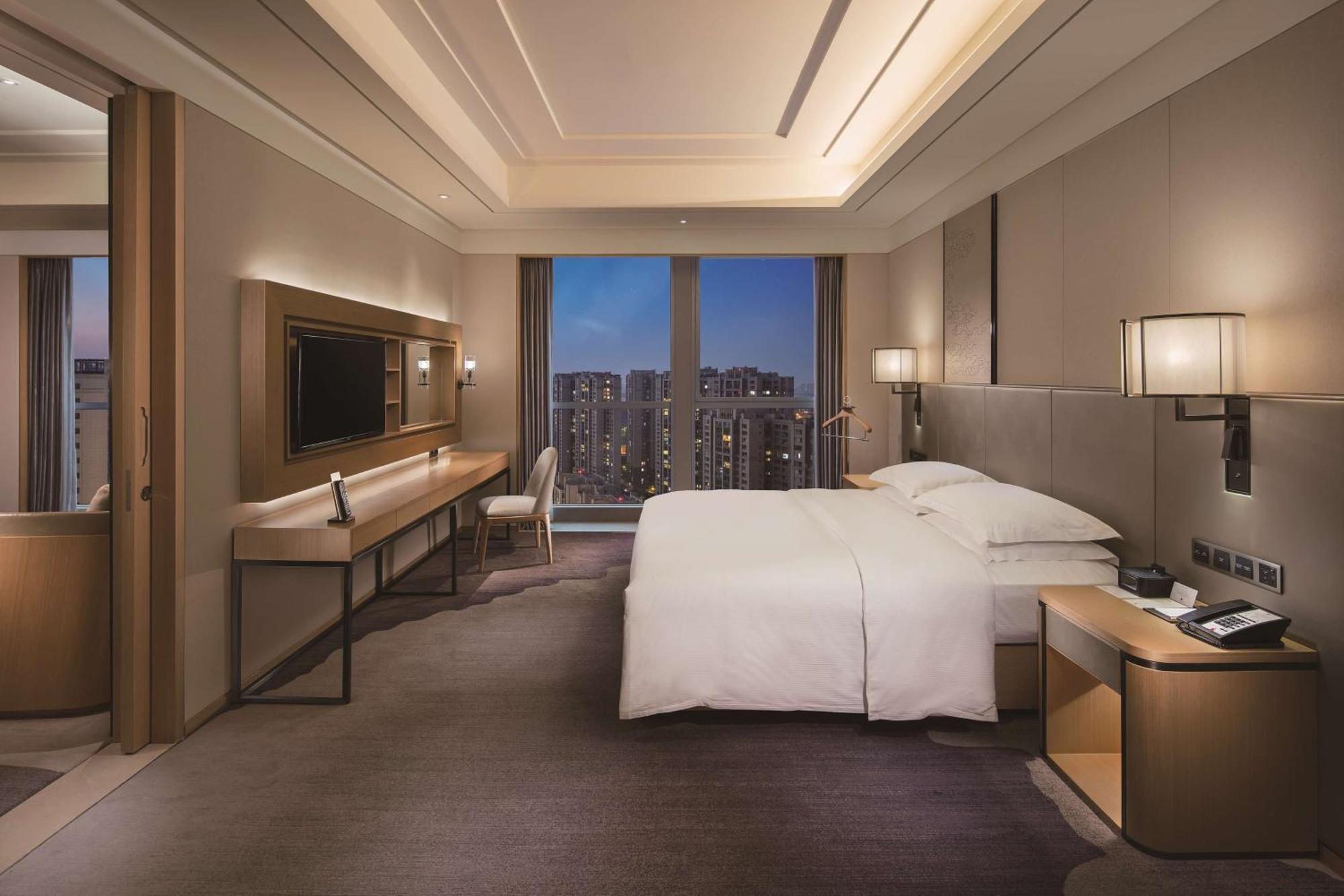 Hilton Chengdu Longquanyi Hotel Exterior photo